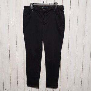 Chico's 2.5 14P Platinum Jegging Jeans Black Classic Minimalist Academia Casual